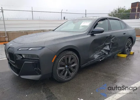 2025 BMW 760I xDrive from USA, damaged, VIN WBA33EJ01SCV16253